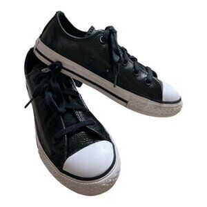 Converse Chuck Taylor All Star Youth 13 Black Leather Unisex Low Top Classic